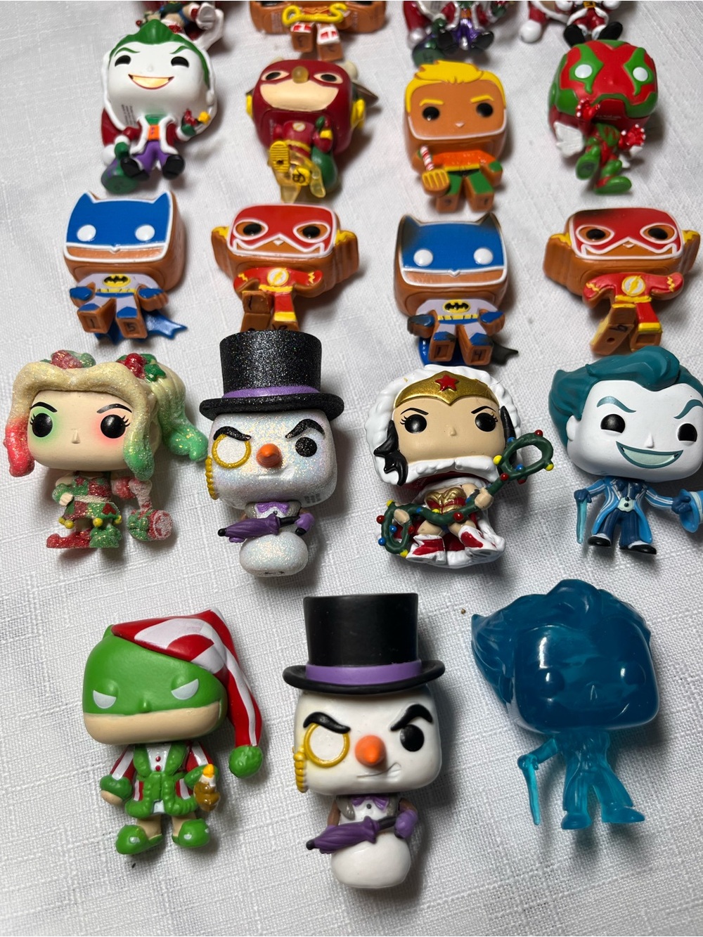 Funko DC & Holiday Mini Figure Lot
2023 DC Super Heroes
Collectible - Picture 5 of 11